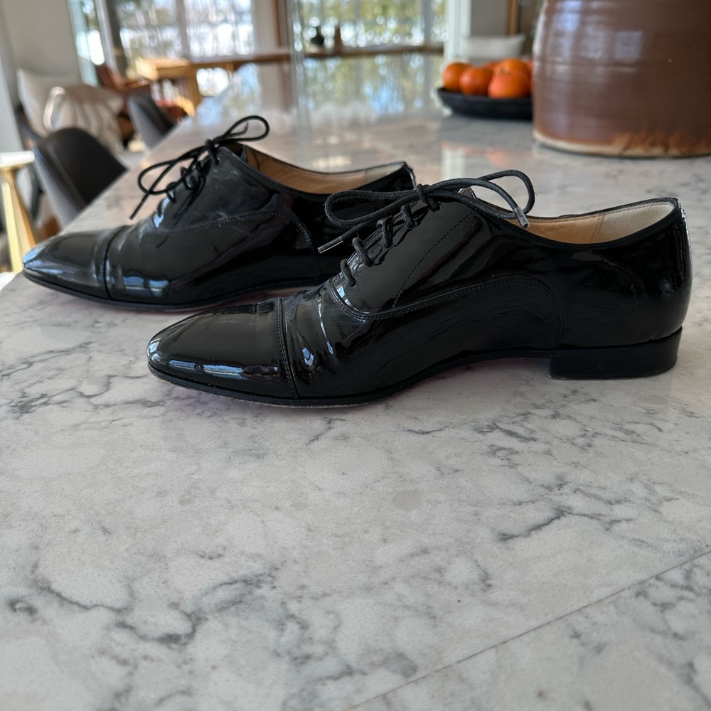 Black Oxford Dress Shoes with Glossy Finish